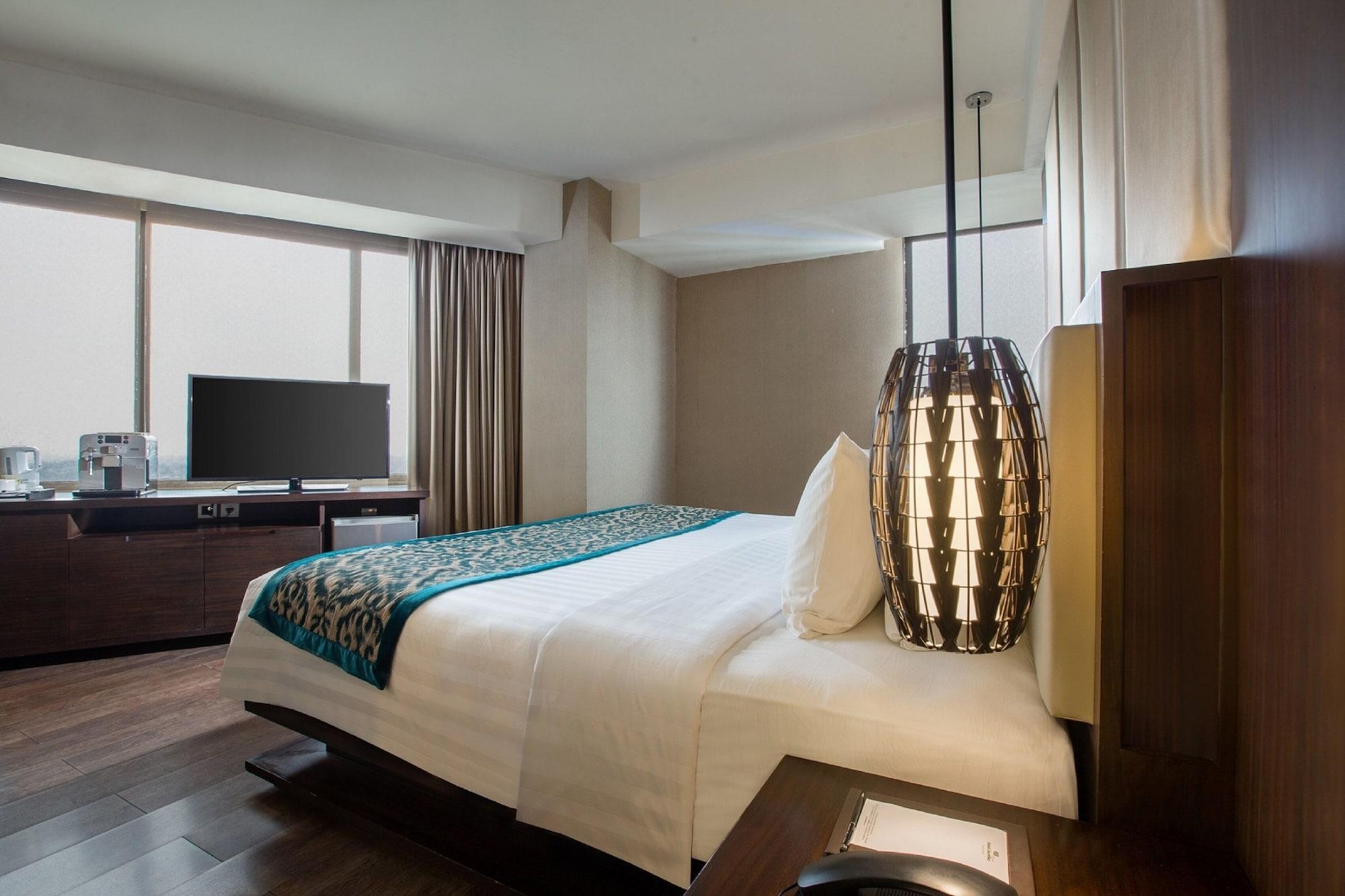 Santika Premiere Bintaro Hotel 4*