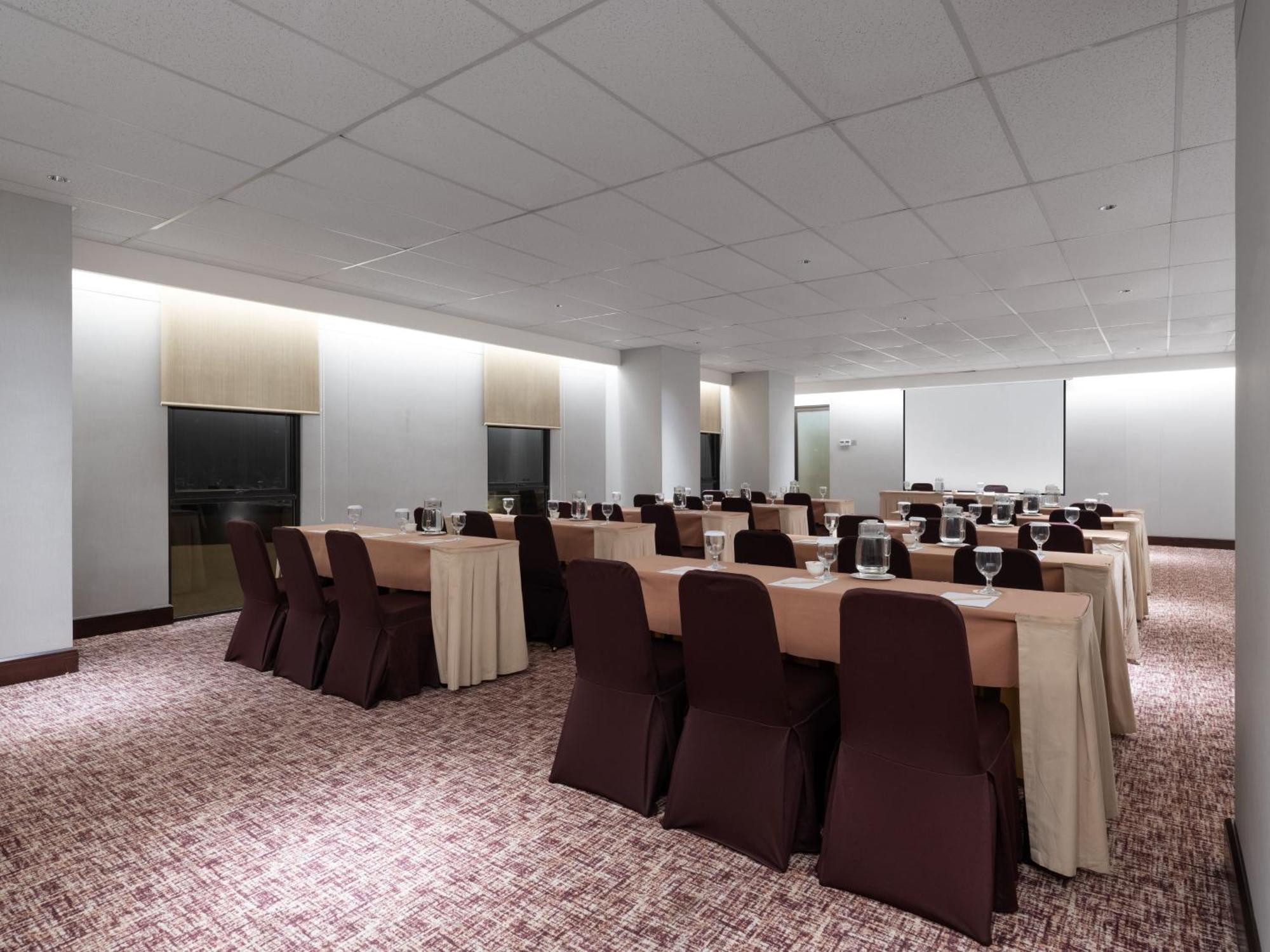 Hotel Santika Premiere Bintaro Serpong